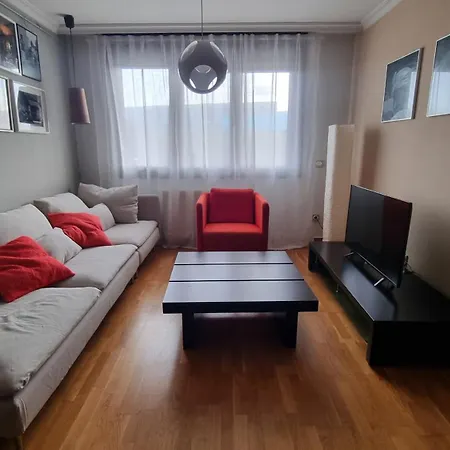 Piso Zona Hospital 7 Personas Овьедо