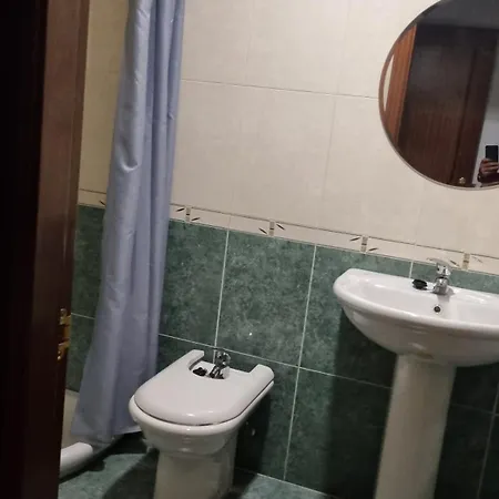 Апартаменты Piso Zona Hospital 7 Personas