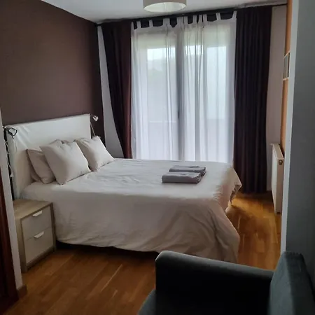 Piso Zona Hospital 7 Personas * Овьедо