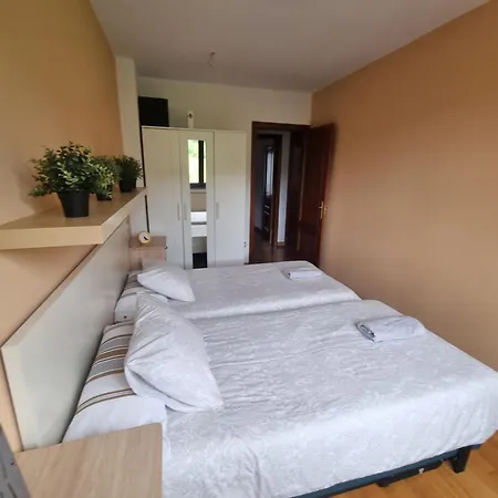 شقة Piso Zona Hospital 7 Personas *