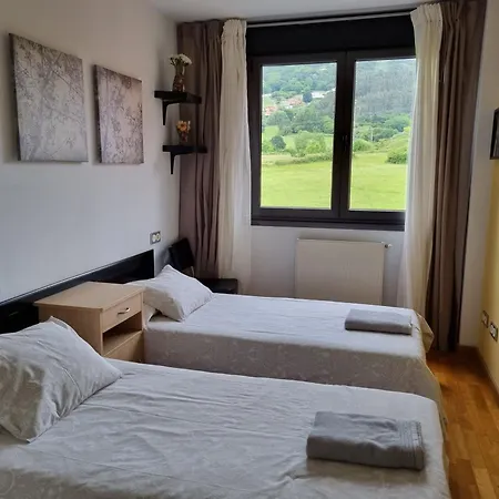 Piso Zona Hospital 7 Personas Apartment *