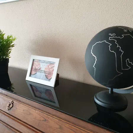 Apartmán Piso Zona Hospital 7 Personas